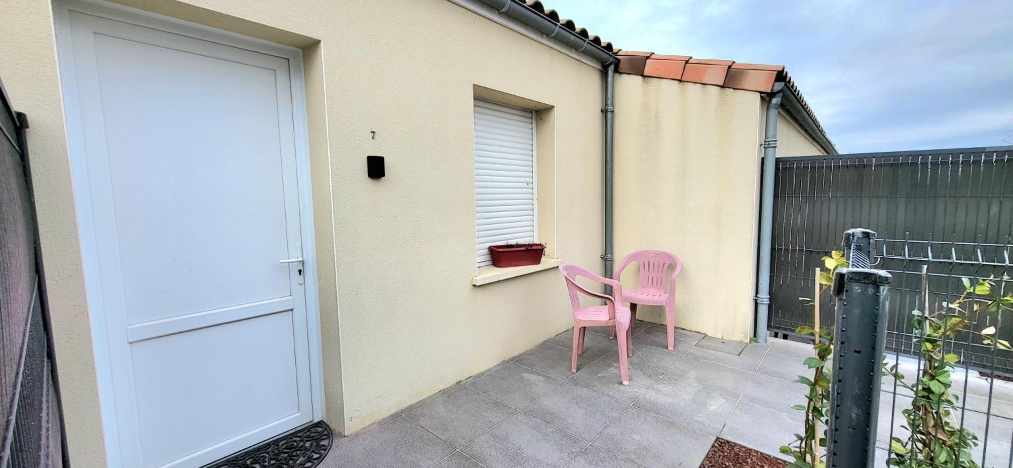 Residences Les Sansonnets "Appartements & Studios" Jonzac Exterior photo