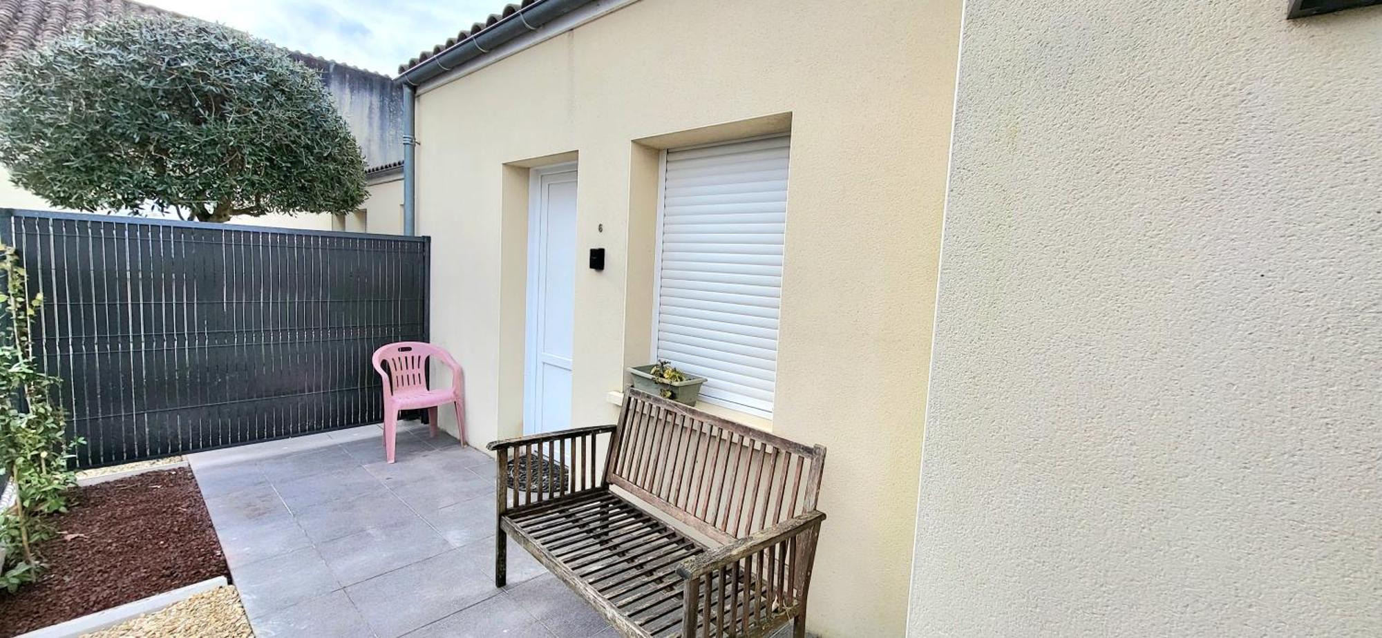 Residences Les Sansonnets "Appartements & Studios" Jonzac Exterior photo
