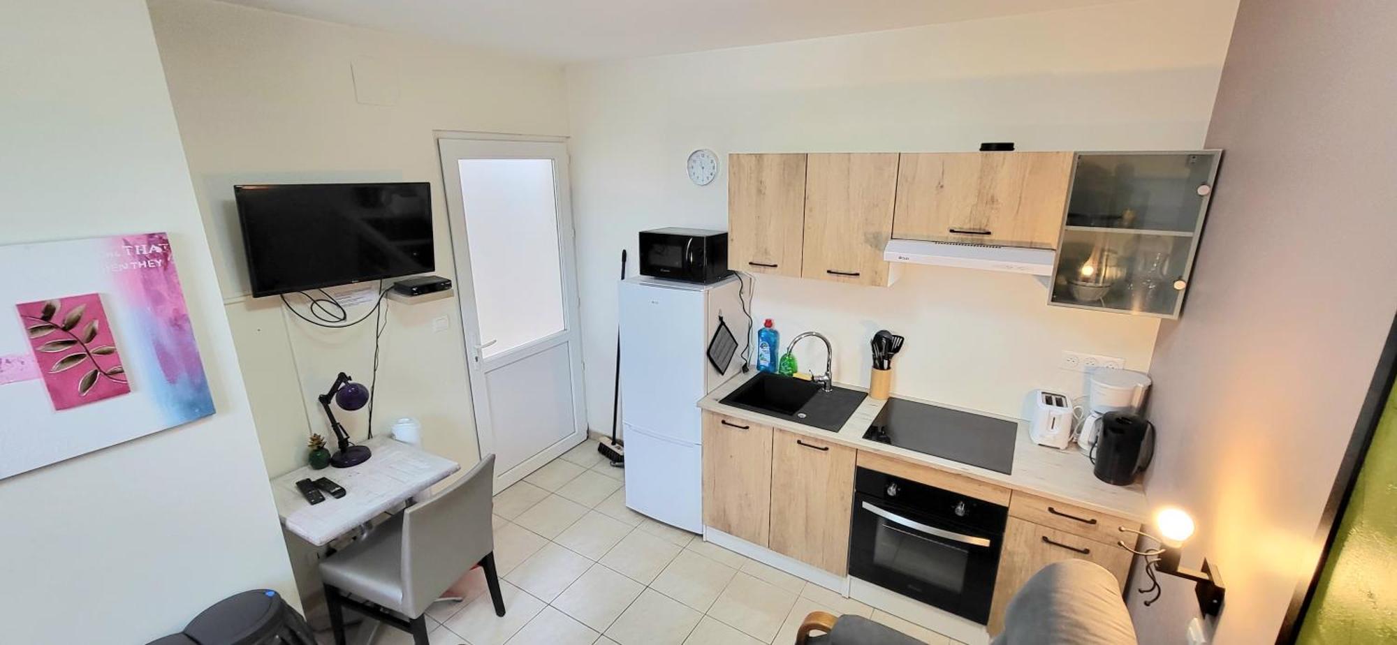 Residences Les Sansonnets "Appartements & Studios" Jonzac Exterior photo